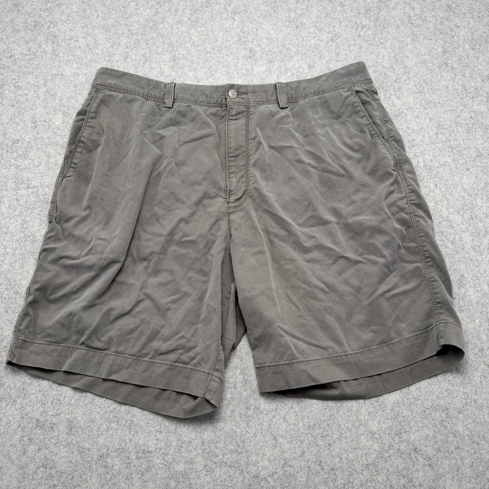 Tommy Bahama Shorts Mens 40 (39x7) Gray Chino Stretch Casual Flat Front Relaxed